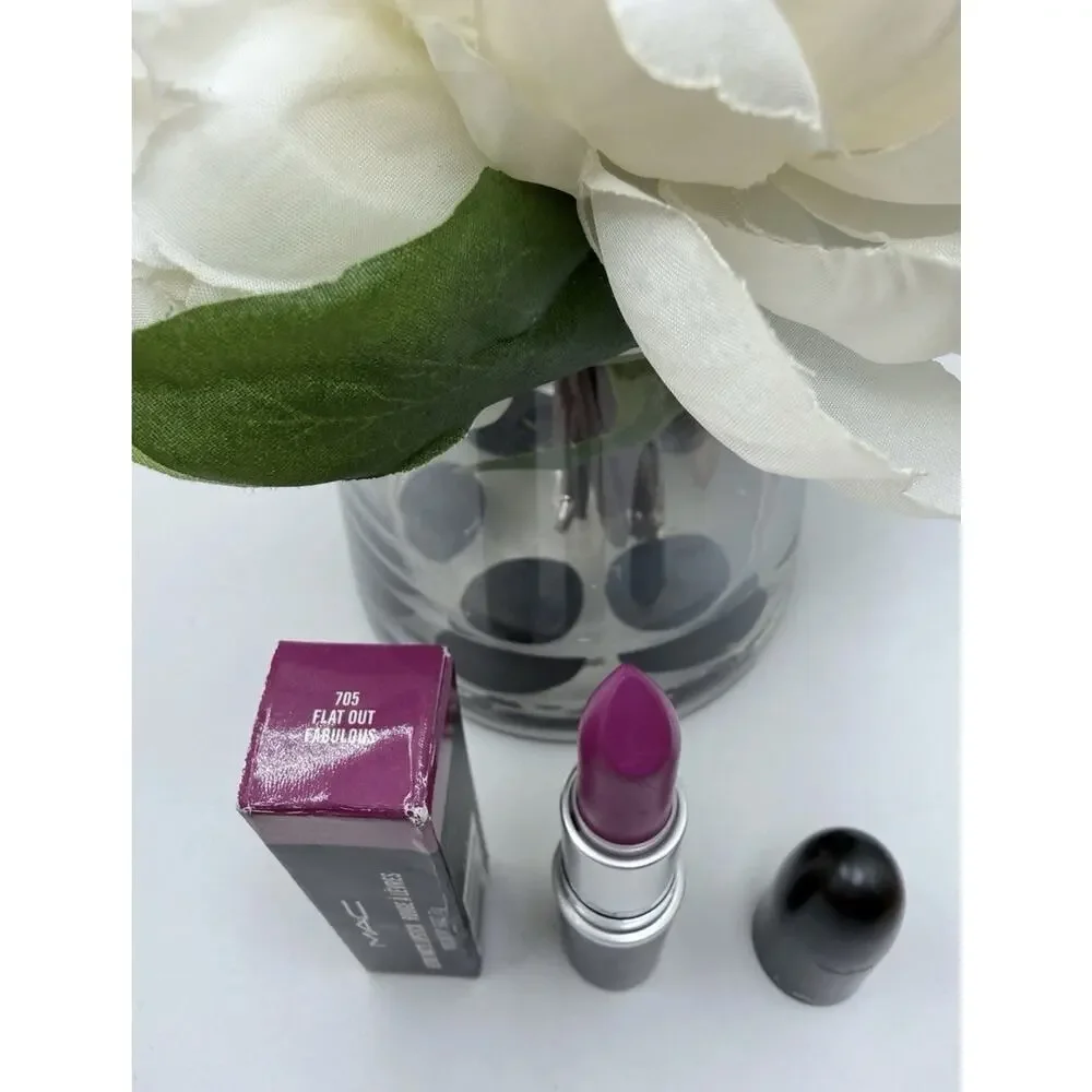 MAC Retro Matte Lipstick 705 Flat Out Fabulous Full Size 0.1oz / 3g NEW